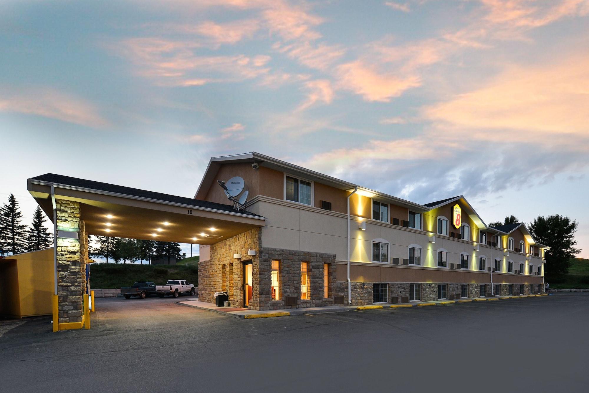 מלון Super 8 By Wyndham Minot Airport מראה חיצוני תמונה