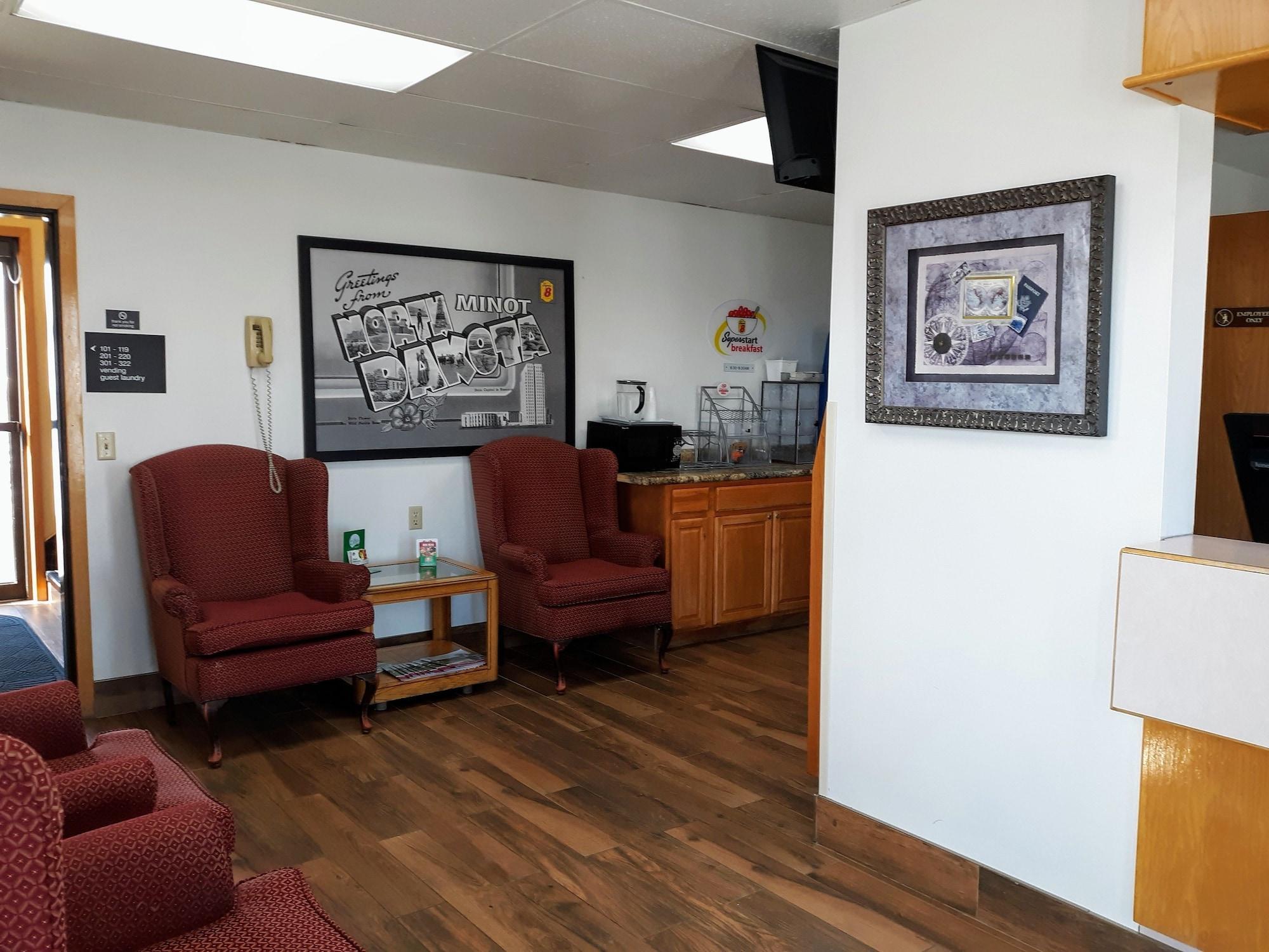 מלון Super 8 By Wyndham Minot Airport מראה חיצוני תמונה
